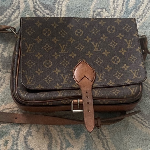 LOUIS VUITTON MONOGRAM CANVAS CARTOUCHIERE GM- COA INCLUDED - Picture 16 of 16